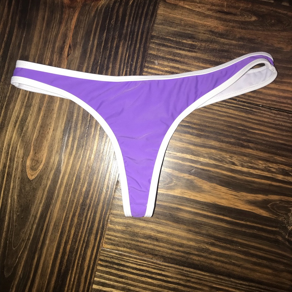 ***SOLD***Chooks LA Bottoms